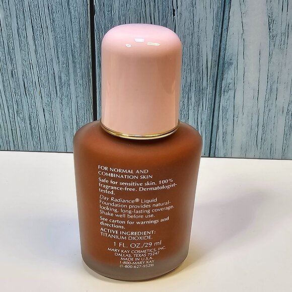 Mary Kay‎ Day Radiance Liquid Foundation - Rich Bronze  #5736 - NIB Old Stock - Picture 3 of 8